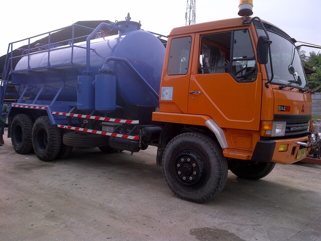 sewa vacuum truck Pekanbaru