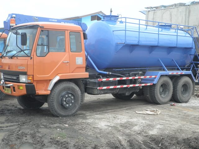 sewa vacuum truck Pekanbaru